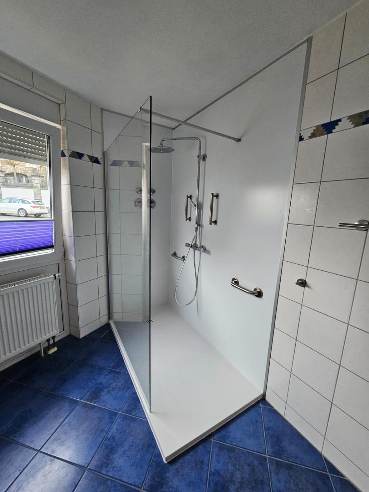 Apartment Spitzen-ferienwohnung In Der Spitzenstadt